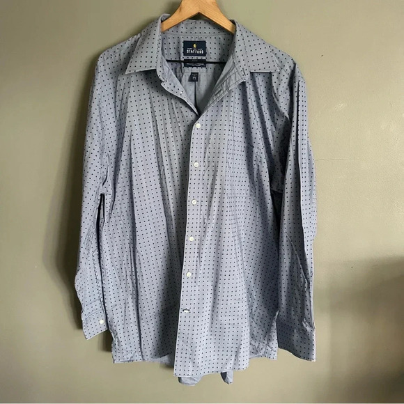 Stafford Travel Button‎ Down - Picture 1 of 5